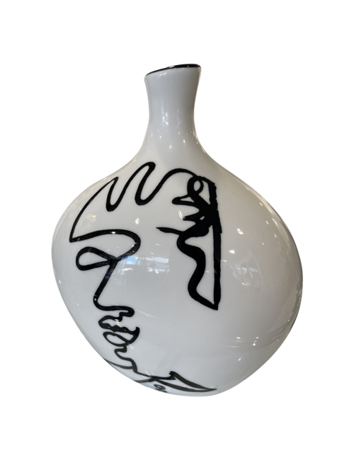 OVAL LINE ART VASE