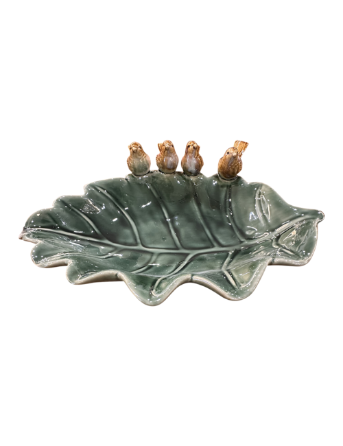 Leaf plate with birds