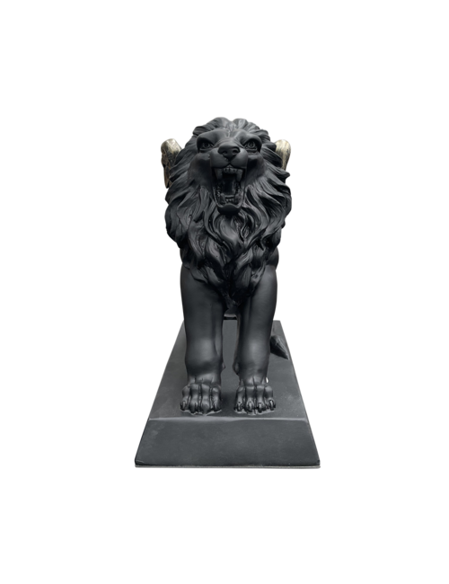 SMALL BLACK WINGED LION